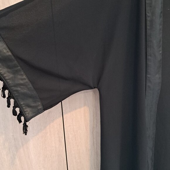 Black sheer kimono with fringes pleather accents - Picture 2 of 8